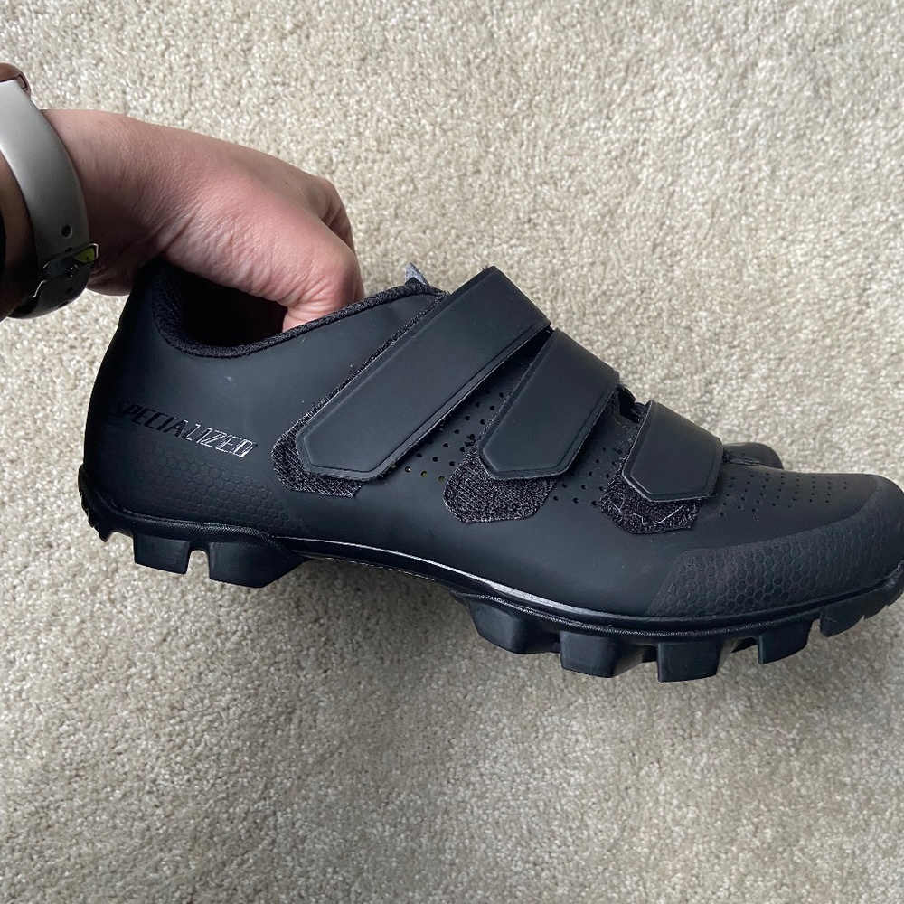 Specialized riata shoes